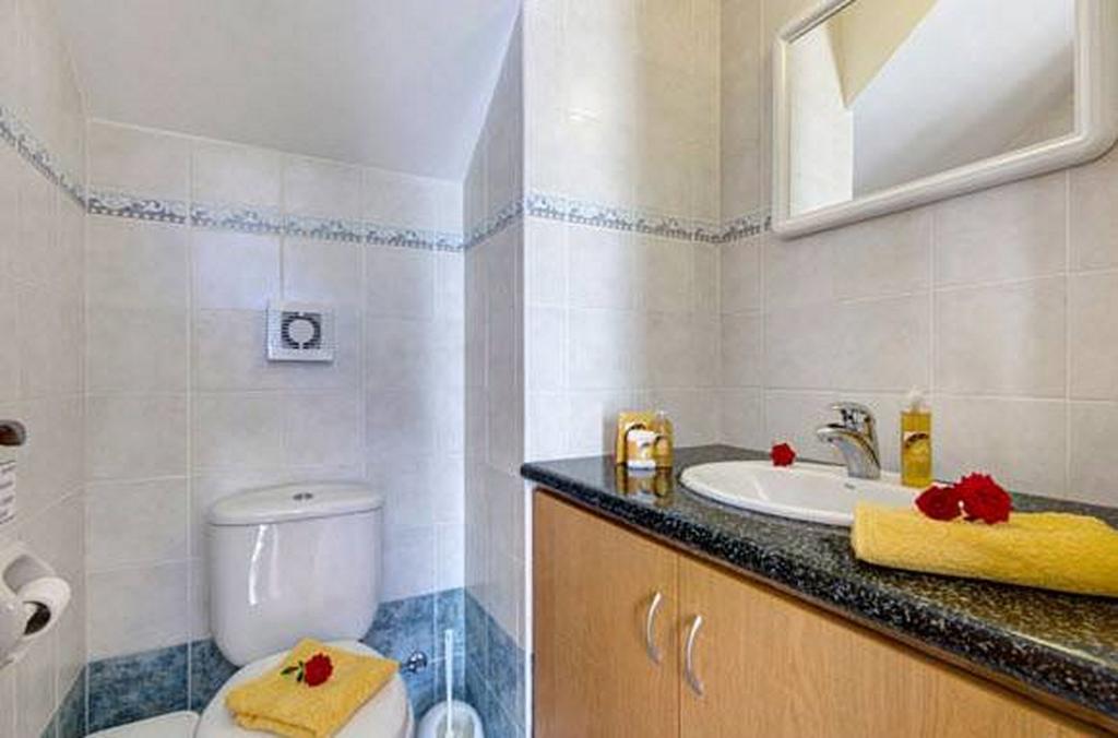 Philippos Paphos Villas - Villa 3 Eksteriør billede
